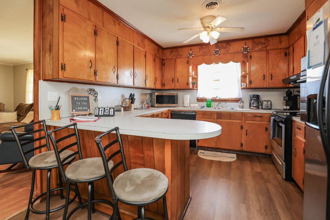 Spacious Home With Waterfront View-Welcome Pets Sneads Ferry Екстериор снимка