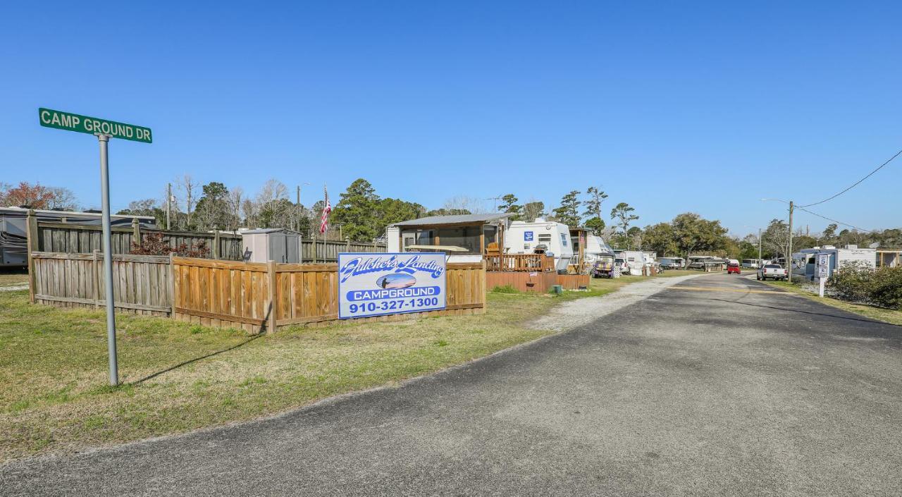 Spacious Home With Waterfront View-Welcome Pets Sneads Ferry Екстериор снимка